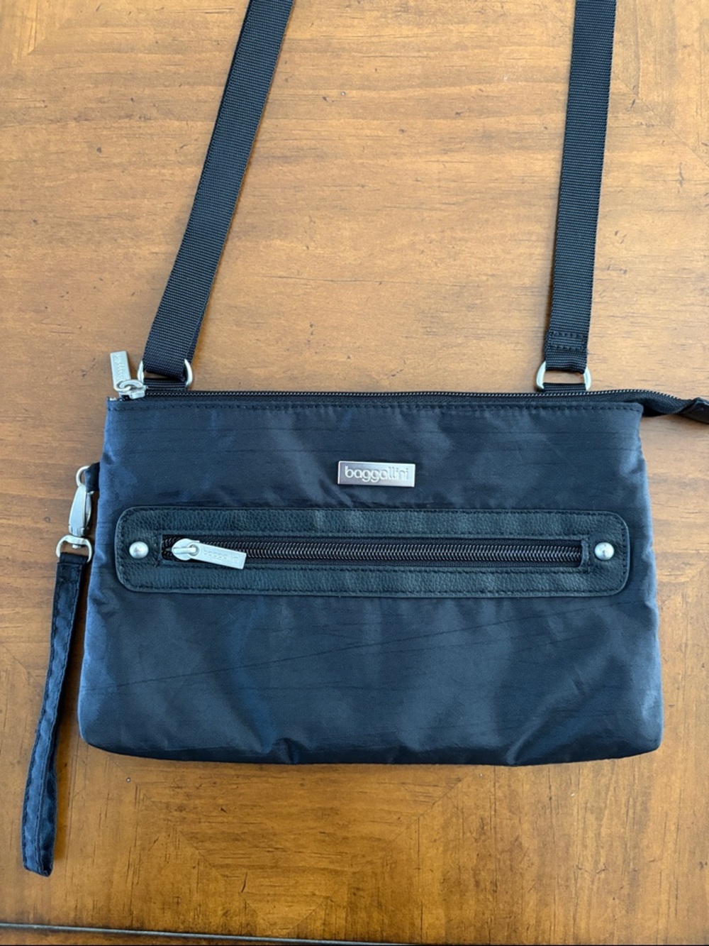 Baggallini Small Subway Crossbody Nylon Bag with Wristlet Black - Picture 3 of 13